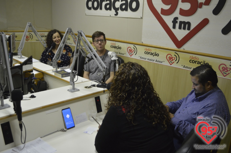 Eliana Ribeiro participa da programação da Rádio Coração