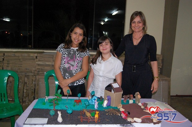 Paróquia São Carlos realiza 1ª Feira Bíblica