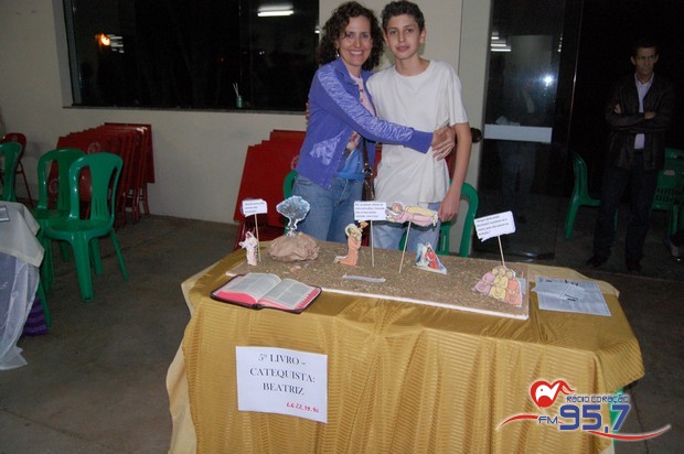 Paróquia São Carlos realiza 1ª Feira Bíblica