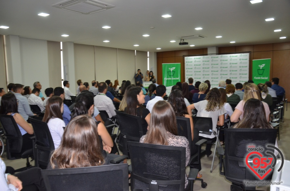 Sicredi Centro-Sul MS realiza entrega dos recursos do Fundo Social em Dourados/MS