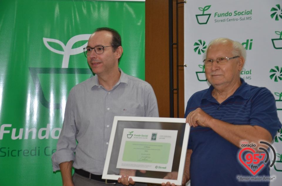 Sicredi Centro-Sul MS realiza entrega dos recursos do Fundo Social em Dourados/MS