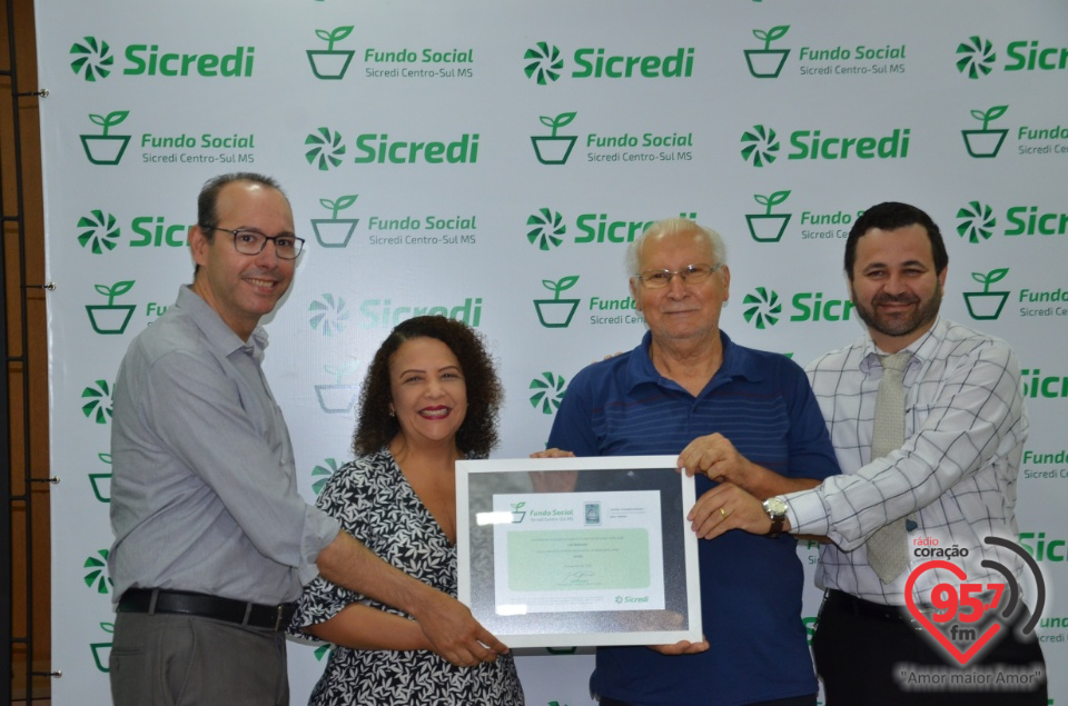 Sicredi Centro-Sul MS realiza entrega dos recursos do Fundo Social em Dourados/MS