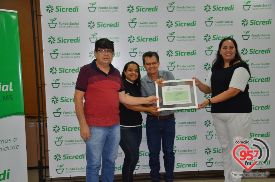 Sicredi Centro-Sul MS realiza entrega dos recursos do Fundo Social em Dourados/MS