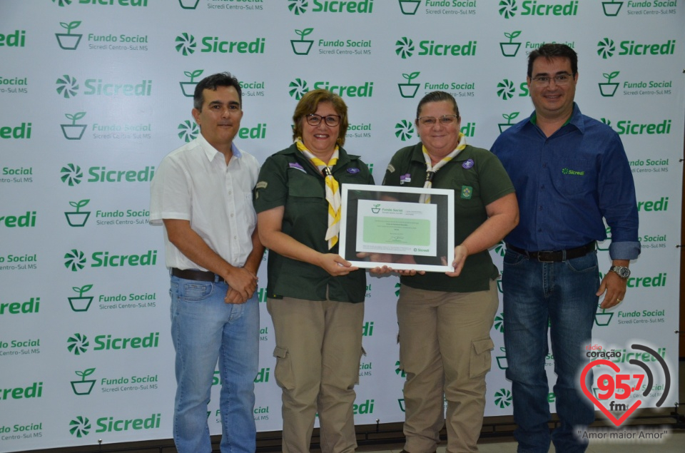 Sicredi Centro-Sul MS realiza entrega dos recursos do Fundo Social em Dourados/MS