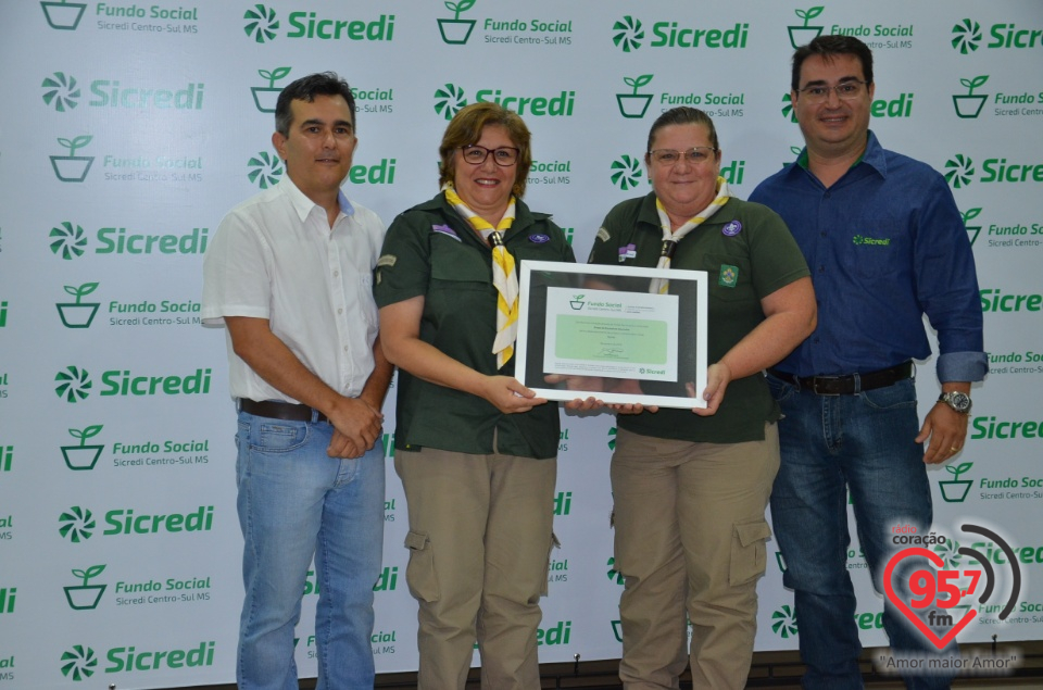 Sicredi Centro-Sul MS realiza entrega dos recursos do Fundo Social em Dourados/MS