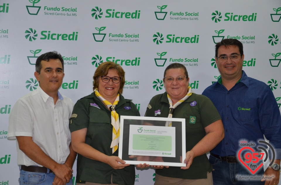 Sicredi Centro-Sul MS realiza entrega dos recursos do Fundo Social em Dourados/MS