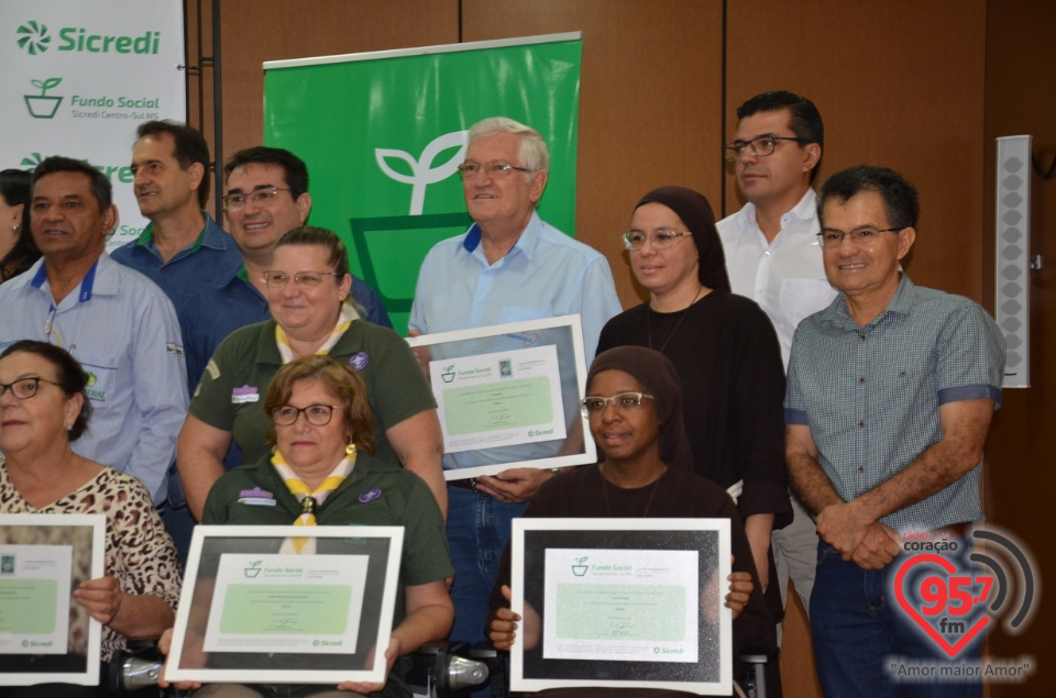 Sicredi Centro-Sul MS realiza entrega dos recursos do Fundo Social em Dourados/MS