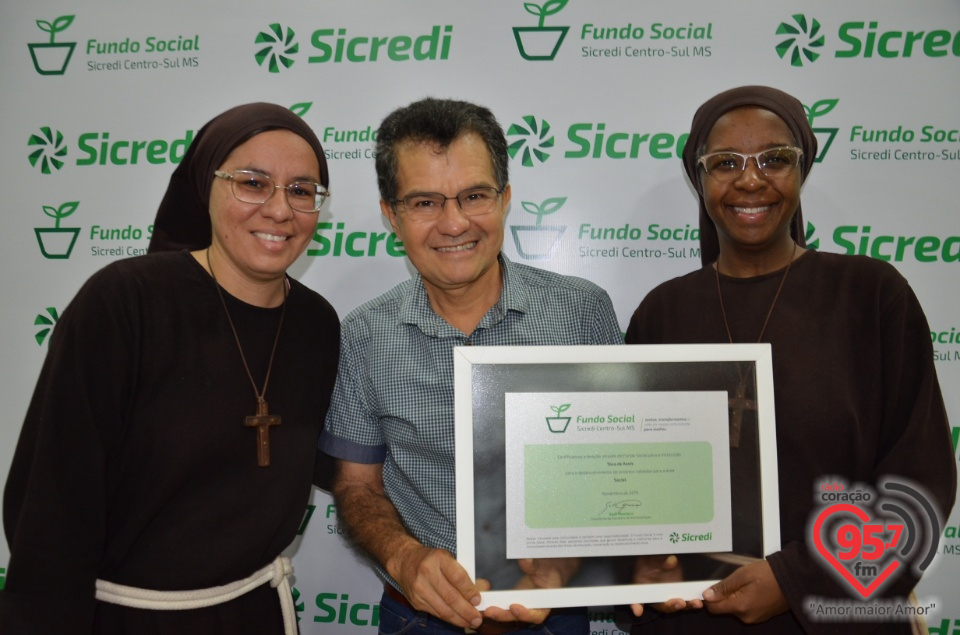 Sicredi Centro-Sul MS realiza entrega dos recursos do Fundo Social em Dourados/MS