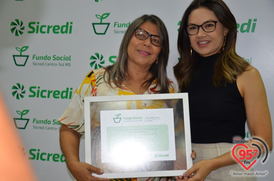 Sicredi Centro-Sul MS realiza entrega dos recursos do Fundo Social em Dourados/MS