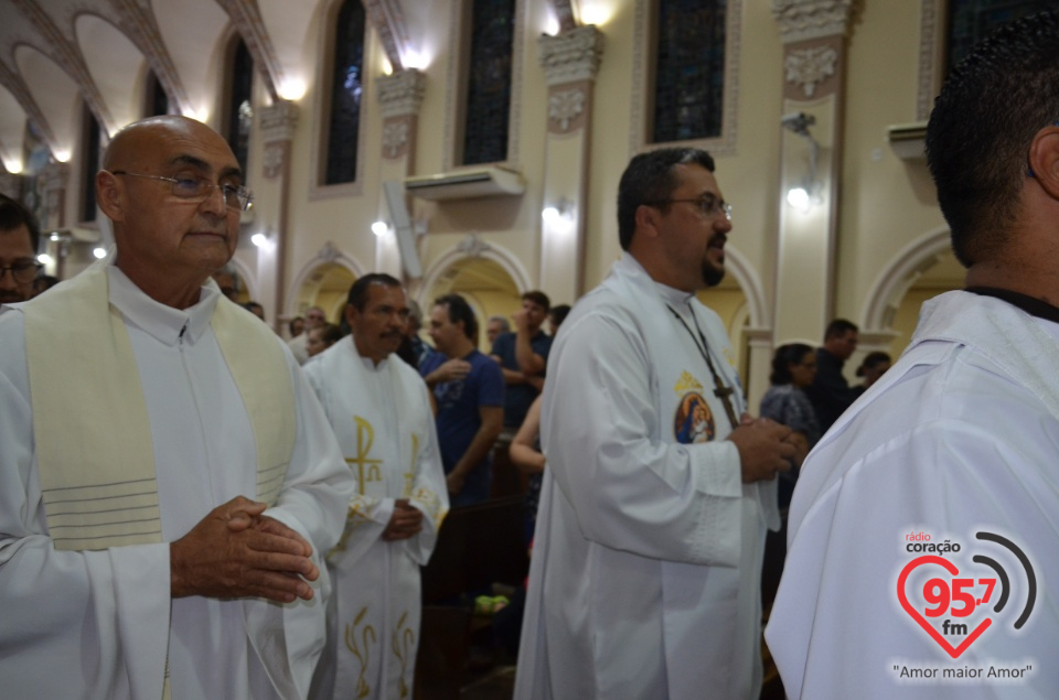 Missa em ação de graças pelos 20 anos de sacerdócio de Dom Henrique