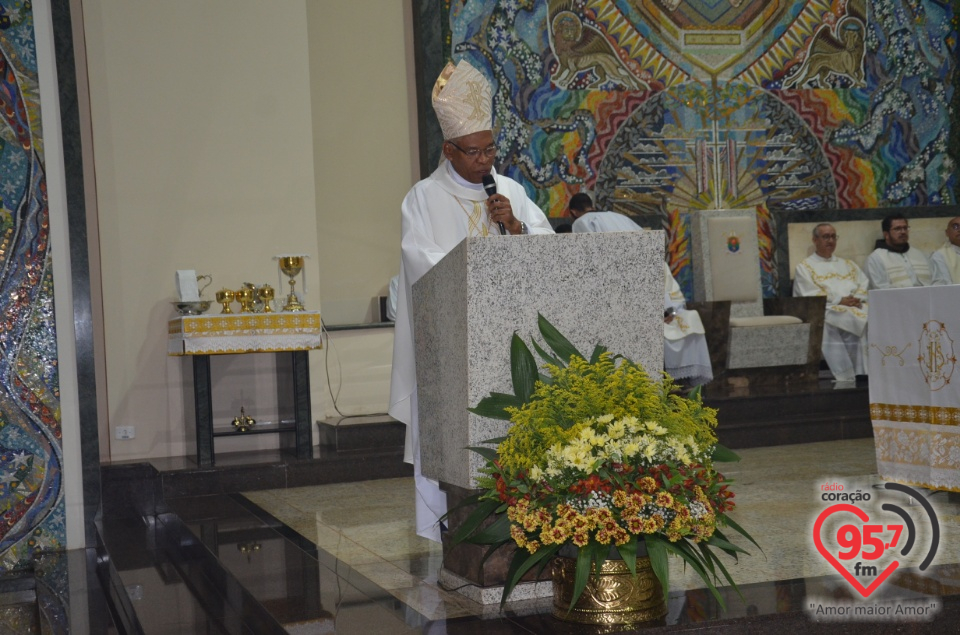 Missa em ação de graças pelos 20 anos de sacerdócio de Dom Henrique