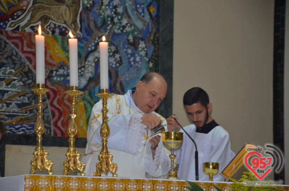 Missa em ação de graças pelos 20 anos de sacerdócio de Dom Henrique