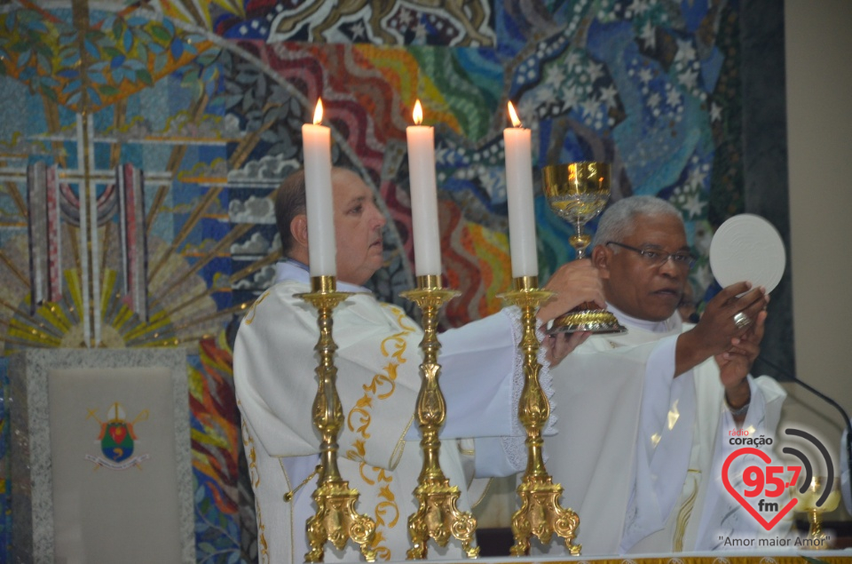 Missa em ação de graças pelos 20 anos de sacerdócio de Dom Henrique