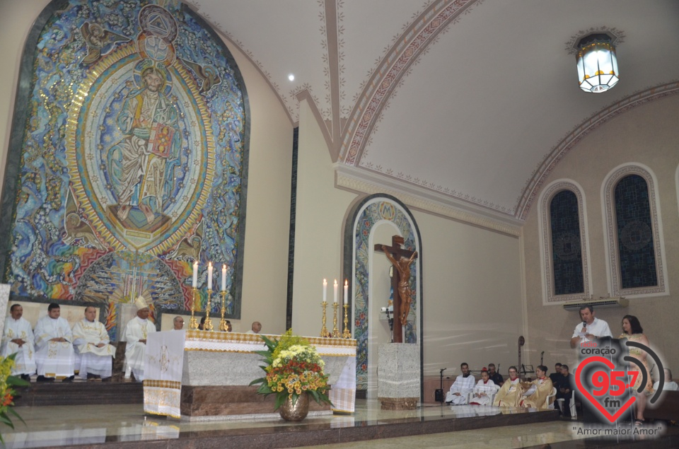 Missa em ação de graças pelos 20 anos de sacerdócio de Dom Henrique