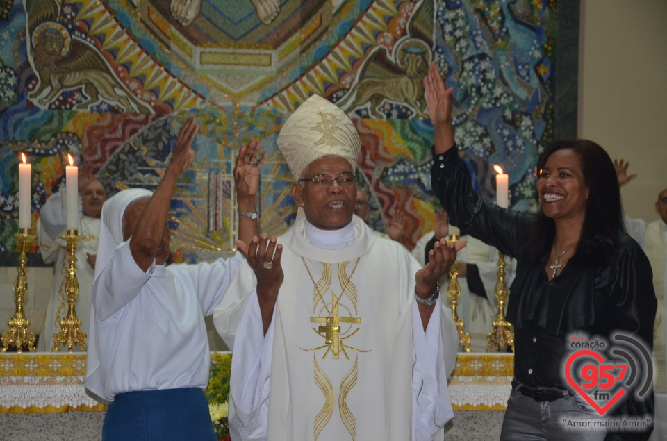 Missa em ação de graças pelos 20 anos de sacerdócio de Dom Henrique