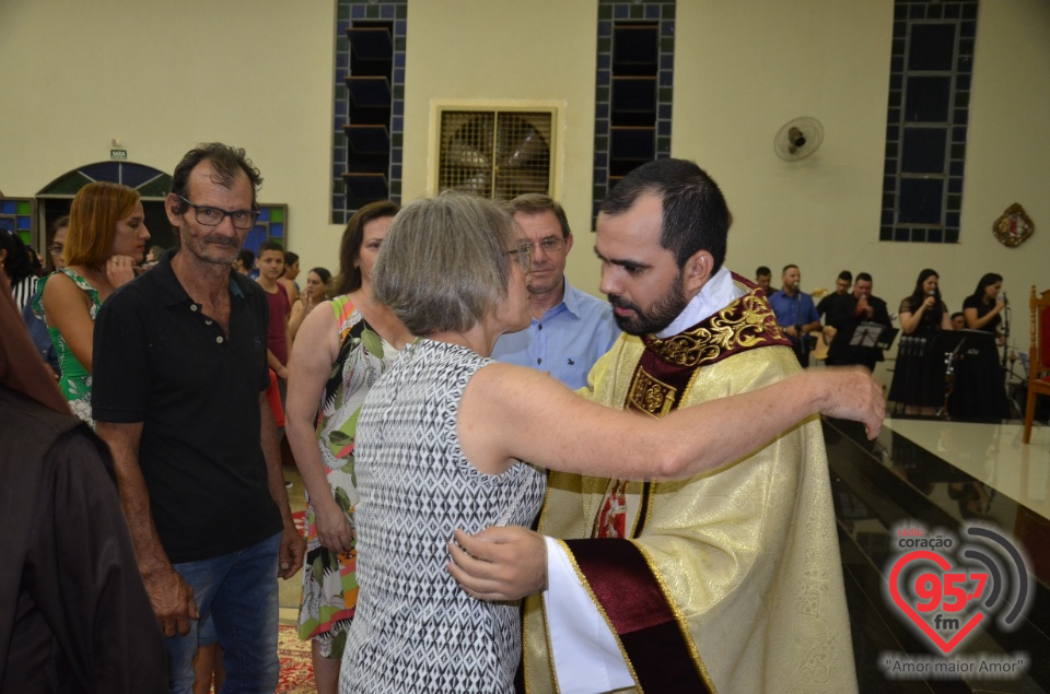 Missa de ordenação sacerdotal do Padre Leonardo