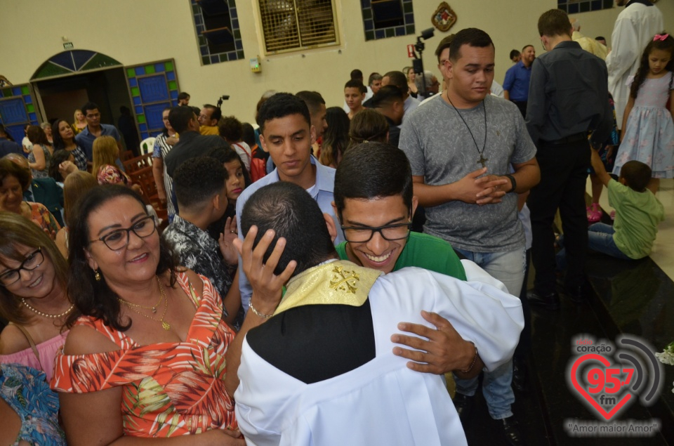 Missa de ordenação sacerdotal do Padre Leonardo