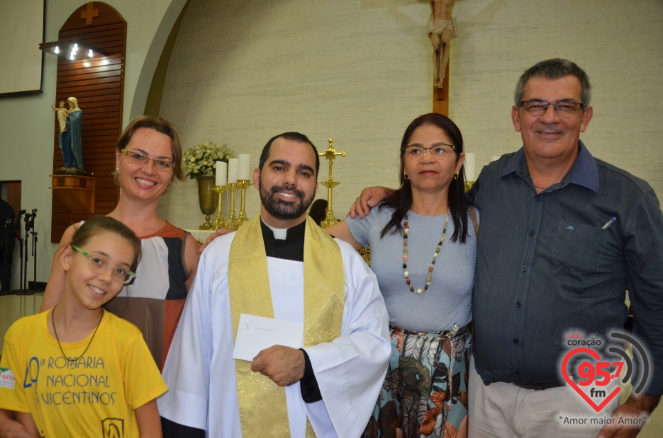 Missa de ordenação sacerdotal do Padre Leonardo