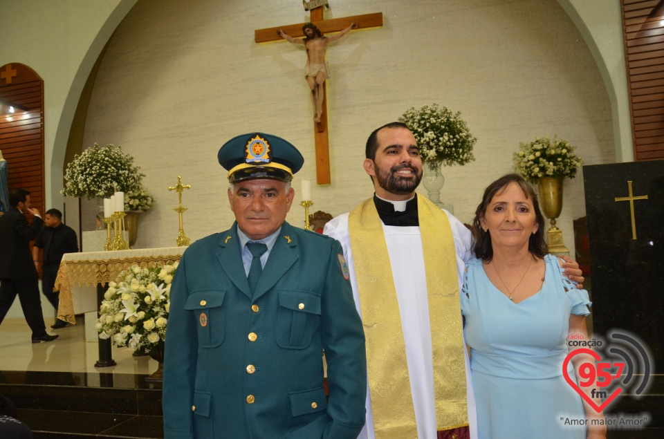 Missa de ordenação sacerdotal do Padre Leonardo