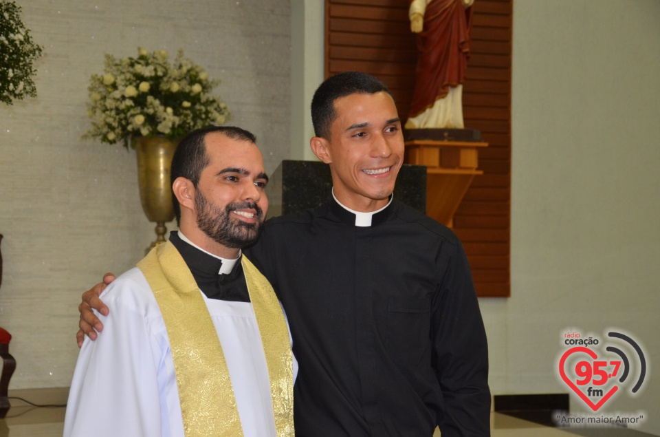 Missa de ordenação sacerdotal do Padre Leonardo