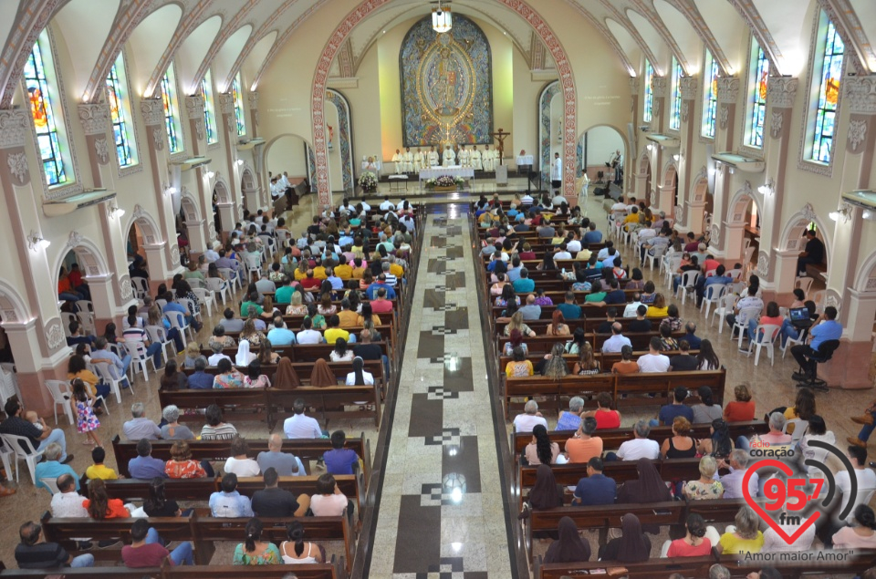 Missa e almoço marcam 4 anos de episcopado de Dom Henrique