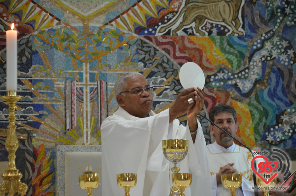 Missa e almoço marcam 4 anos de episcopado de Dom Henrique