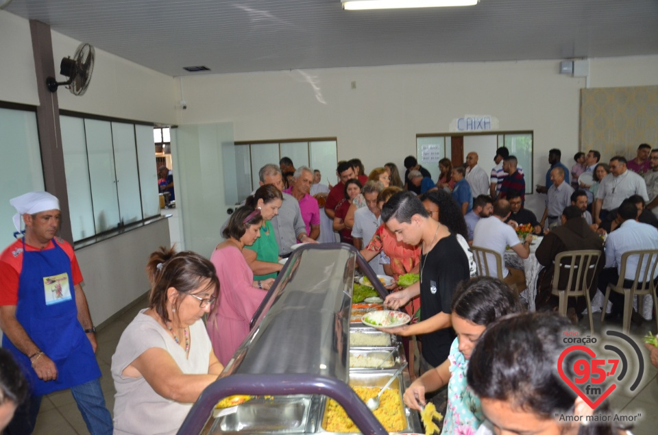 Missa e almoço marcam 4 anos de episcopado de Dom Henrique