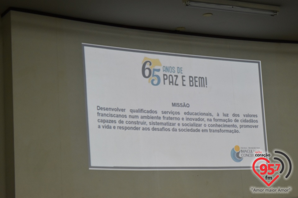 EIC realizada reunião com pais de alunos do 6° ao 9° anos do Ensino Fundamental