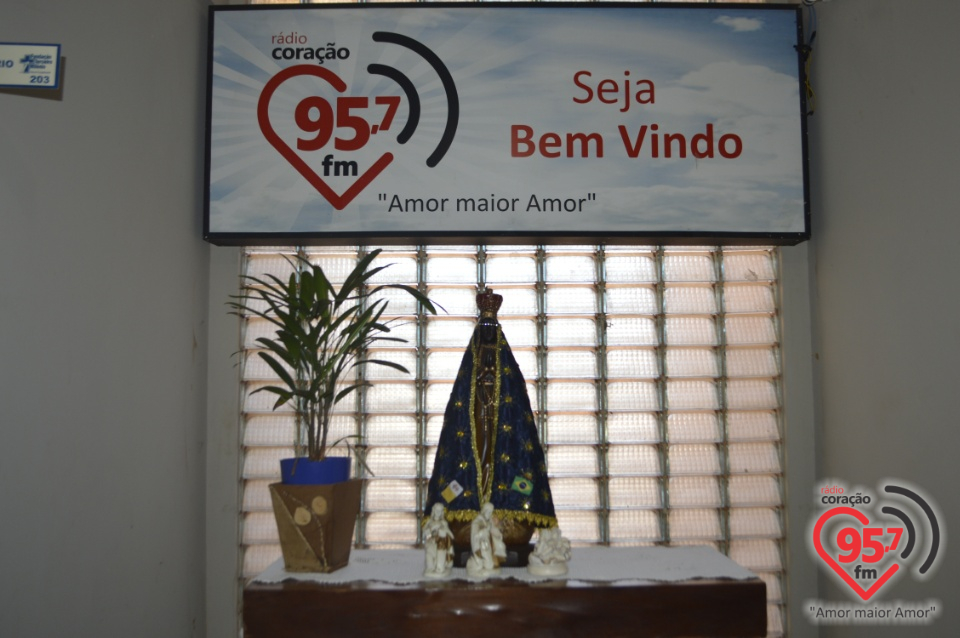 Rádio Coração transmite missa pelas vítimas e avanço do covid-19