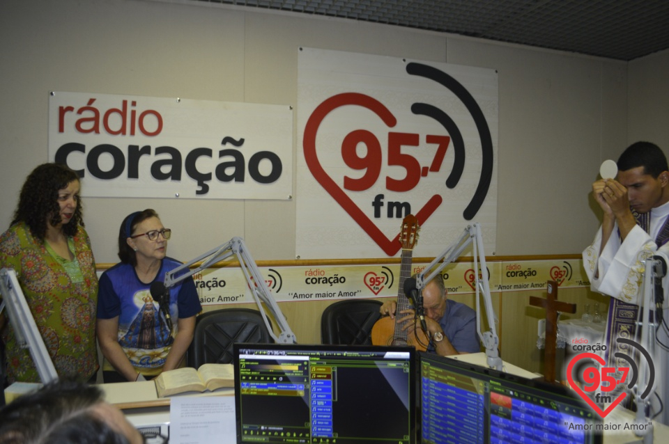 Rádio Coração transmite missa pelas vítimas e avanço do covid-19