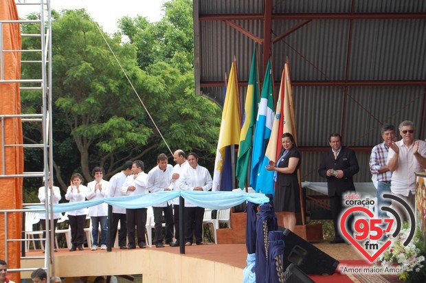 Romaria reúne milhares de fiéis no Santuário Diocesano de Aparecida na Vila São Pedro