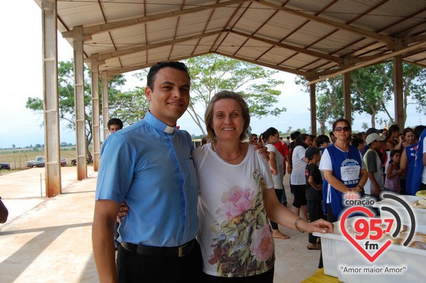 Romaria reúne milhares de fiéis no Santuário Diocesano de Aparecida na Vila São Pedro