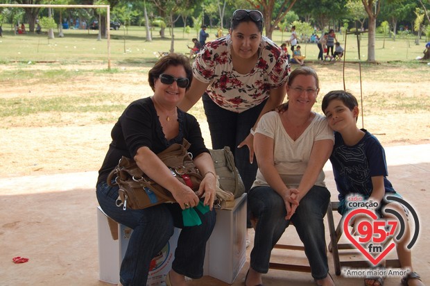 Romaria reúne milhares de fiéis no Santuário Diocesano de Aparecida na Vila São Pedro