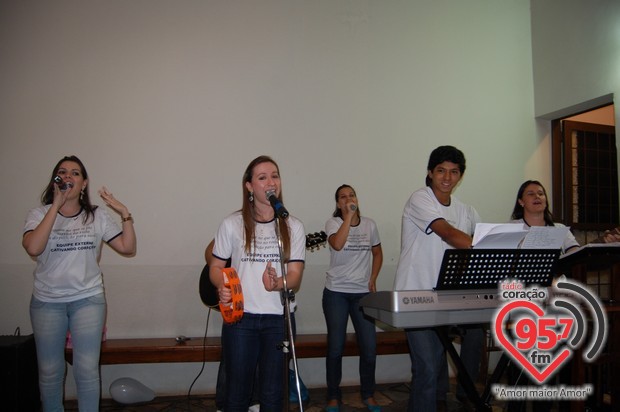 Emaús: Jovens vivenciam o Amor de Jesus em Acampamento