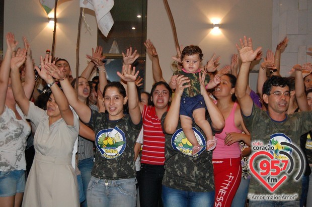 Emaús: Jovens vivenciam o Amor de Jesus em Acampamento