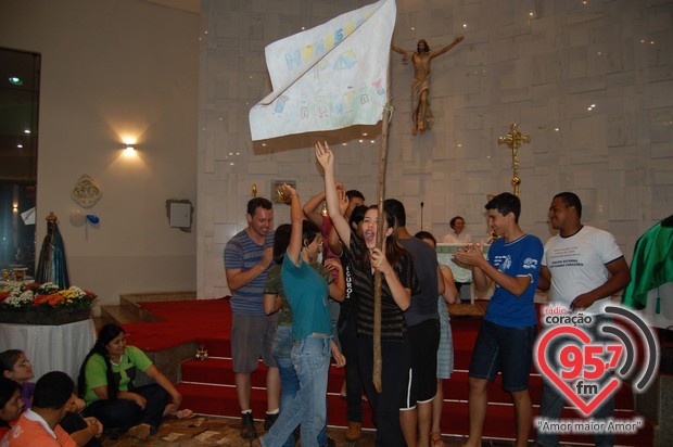 Emaús: Jovens vivenciam o Amor de Jesus em Acampamento