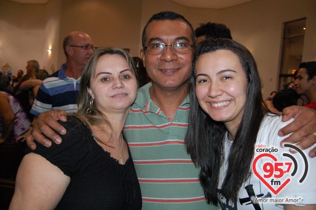 Emaús: Jovens vivenciam o Amor de Jesus em Acampamento