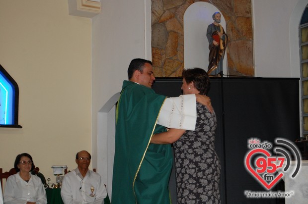 Missa especial marca despedida de Padre Alex Messias da Vila São Pedro