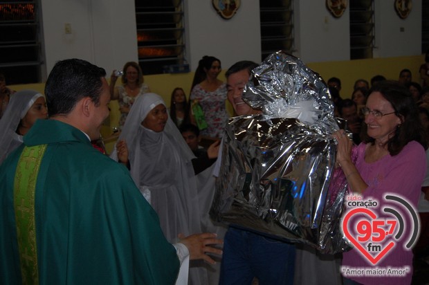 Missa especial marca despedida de Padre Alex Messias da Vila São Pedro