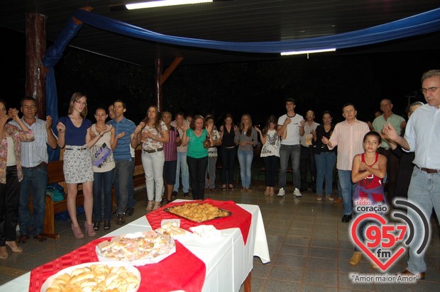 Missa especial marca despedida de Padre Alex Messias da Vila São Pedro