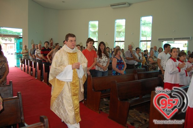 Paróquia São Carlos celebra dia do padroeiro