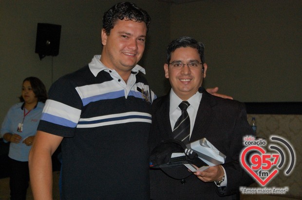 Funcionários da FTM participam de curso de atendimento ao cliente na ACED