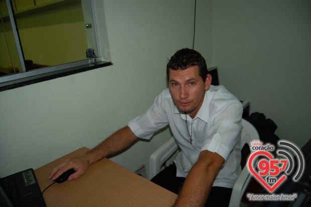 Missa com Pe. Adriano Stevanelli