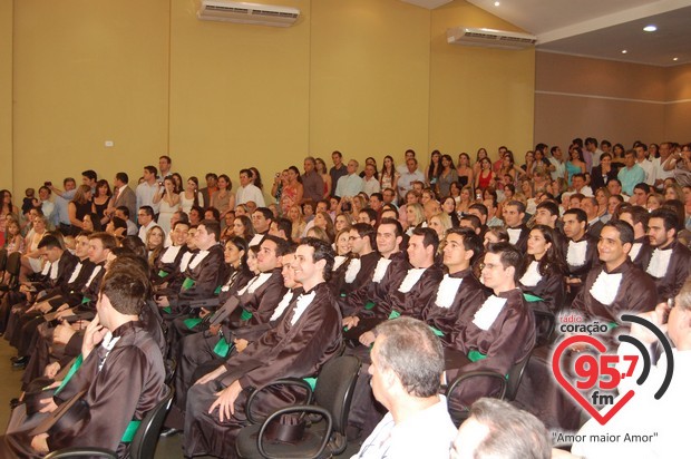 UFGD forma 51 novos médicos, entre eles Baltazar Dias Sanabria