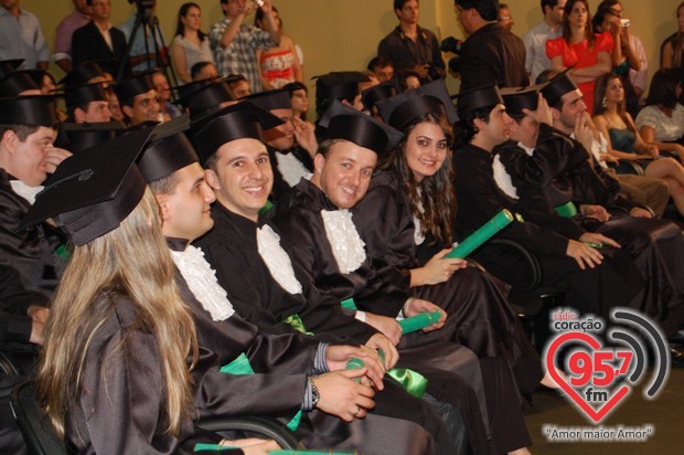 UFGD forma 51 novos médicos, entre eles Baltazar Dias Sanabria