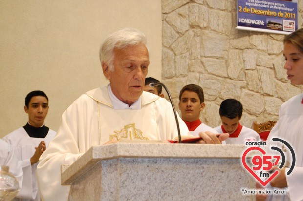 Histórico: Pe. Wilbert Maciel completa 50 anos de sacerdócio