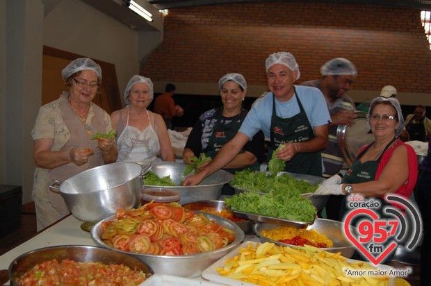 Padroeira: Catedral realiza almoço de confraternização
