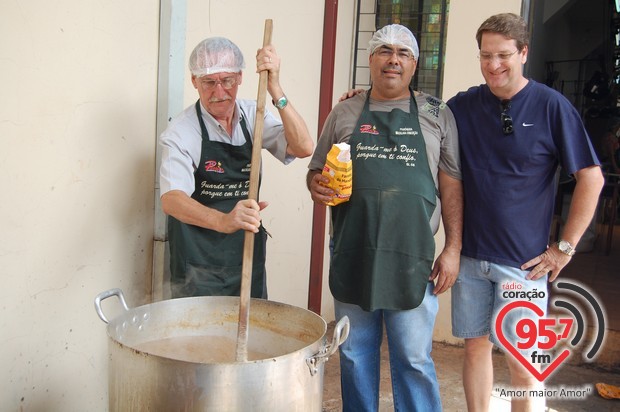 Padroeira: Catedral realiza almoço de confraternização