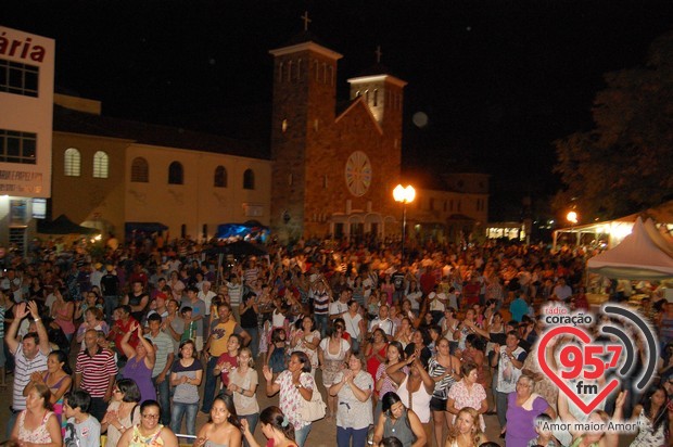 Banda Louvor e Glória anima festa da padroeira