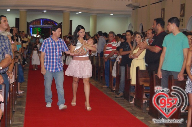 Católicos de Dourados celebram o Natal na Catedral